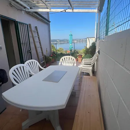 Playa A Ribeira مينيو
